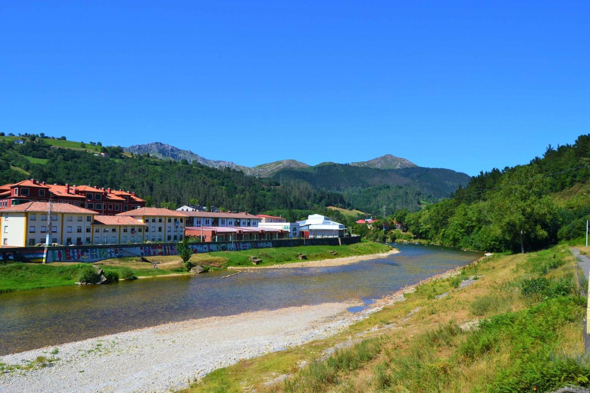 Casa La Gueelina En Asturias Villa Arriondas Eksteriør billede